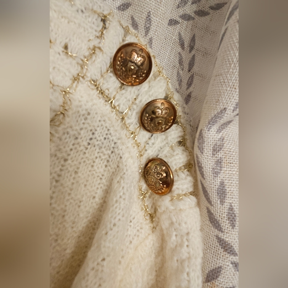 POL (L) Cream Button-Up Cardigan - Picture 5 of 8